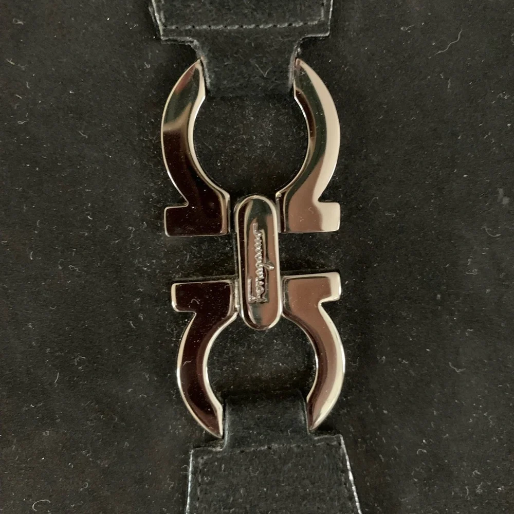 Salvatore Ferragamo Small Black Suede Gancini Single-strap Shoulder Bag EUC - Picture 4 of 8